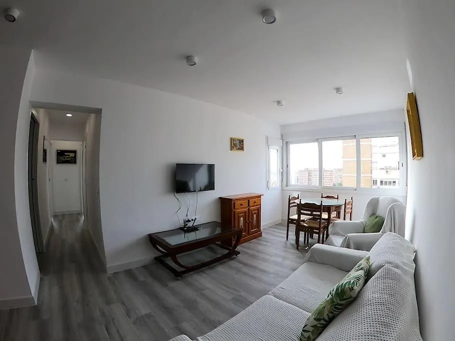 Roch - Stylish Apartment Near Metro Sevilla España