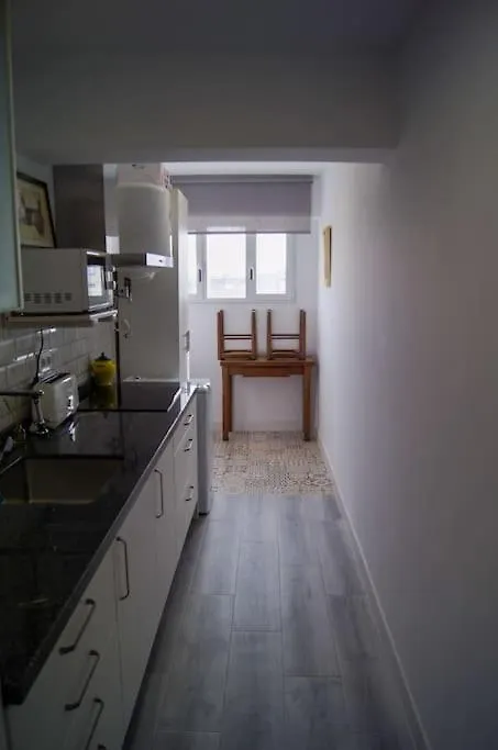 Roch - Stylish Apartment Near Metro Sevilla 0*,  España
