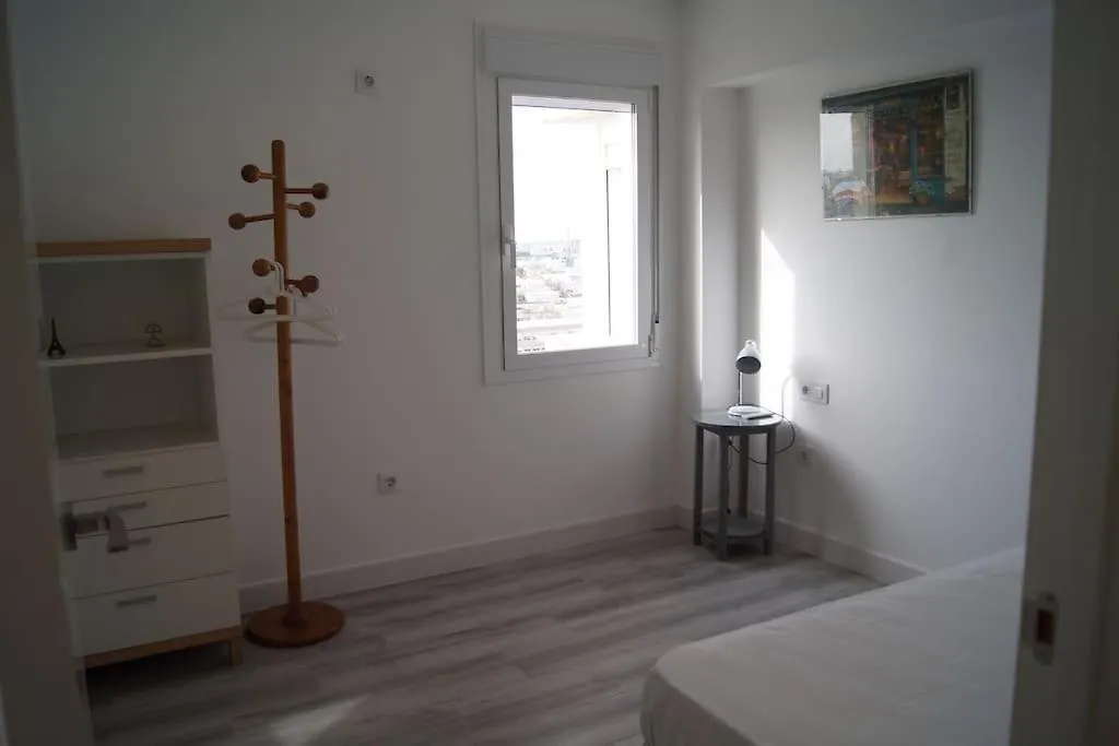 Roch - Stylish Apartment Near Metro Sevilla 0*,