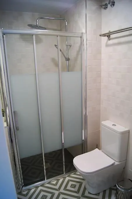 Roch - Stylish Apartment Near Metro Sevilla